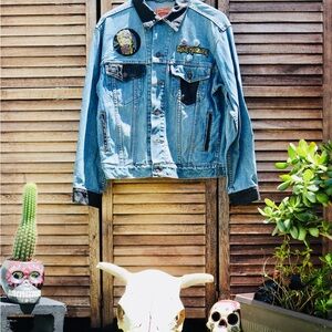 Men's Levi’s Blue Denim Jacket w/ Iron Maiden patches and buttons.